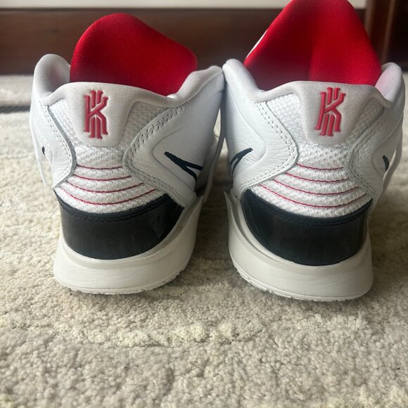 2022 Kyrie Infinity “Man Machine” Size 11.5 - Picture 4 of 5